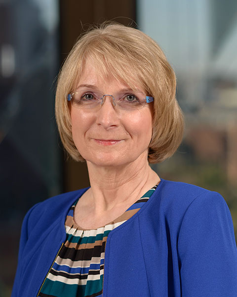 Regina Bussing, MD photo