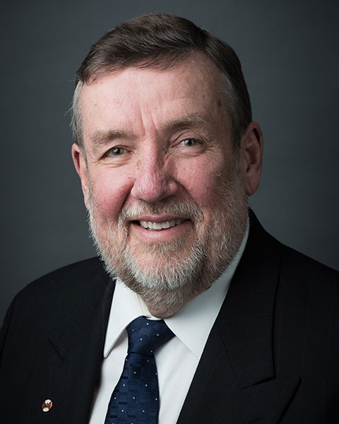 Keith Hipel, Ph.D., P.E., Dr.HC, Hon. D.WRE, FRSC, NAE, FCAE,FIEEE, FEIC, FINCOSE, FAWRA, F. ASCE photo