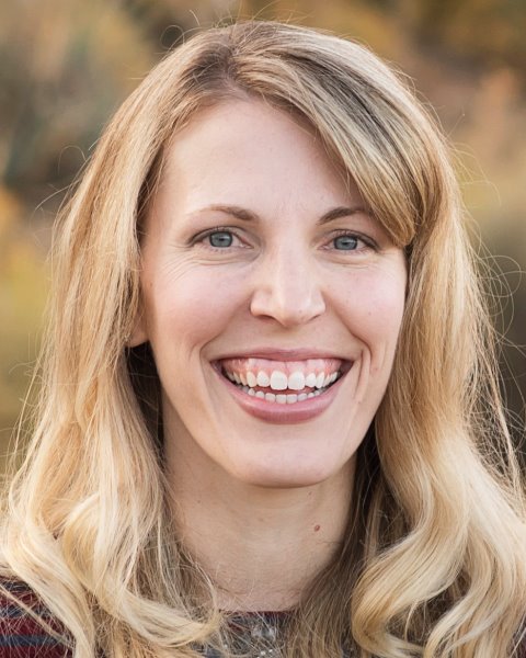 Beth Martino, MS, Journalism photo
